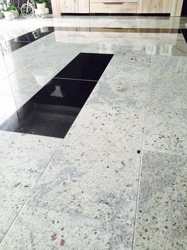 New Kashmir White Granitfliesen Gebürstet Premium Qualität in 30,5x30,5x1 cm