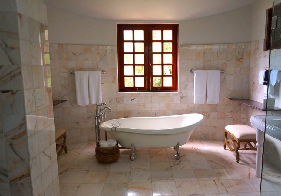 Die neuen Trends in der Fliesenwelt Ende 2017 Badezimmer Fliesen